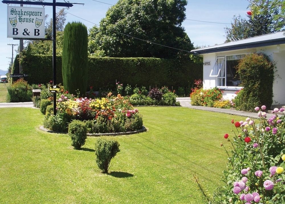 Bed and Breakfast Shakespeare House Te Anau Exterior foto