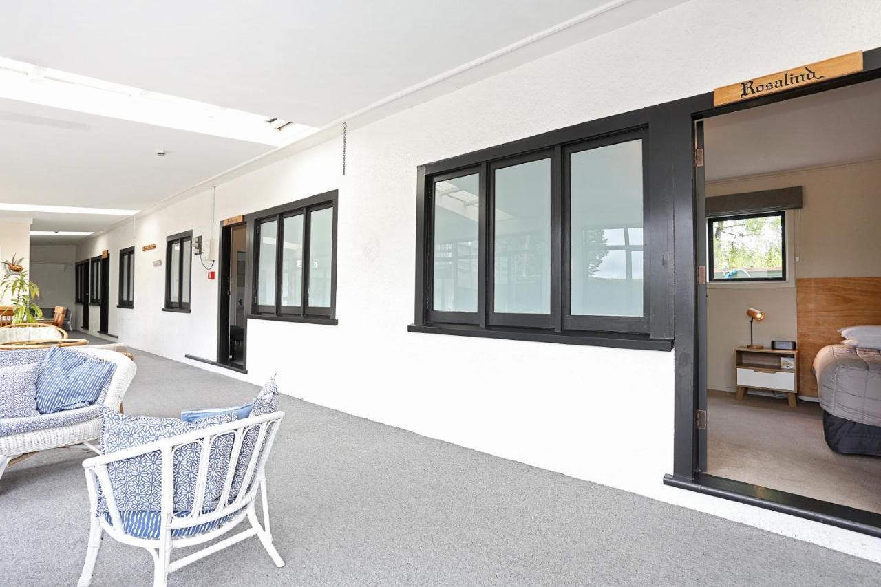 Bed and Breakfast Shakespeare House Te Anau Exterior foto