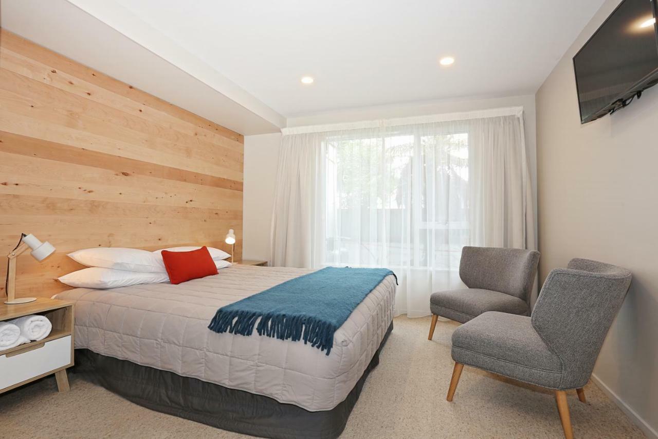 Bed and Breakfast Shakespeare House Te Anau Exterior foto